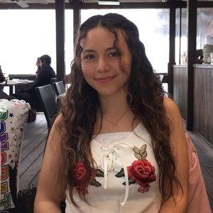 Meet your Posher, Dulce